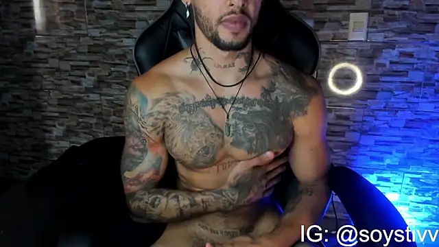 Snapshot of Seth_Owner chatting on 02/08/25, 04:57 Seth Owner online show from 02/08/25, 04:57