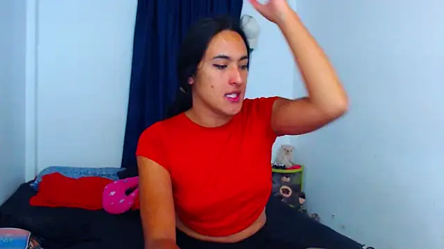 misss estrella online show from 10/15/25, 03:45