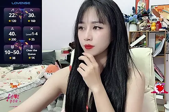  LLisa  online show from 12/26/24, 06:22