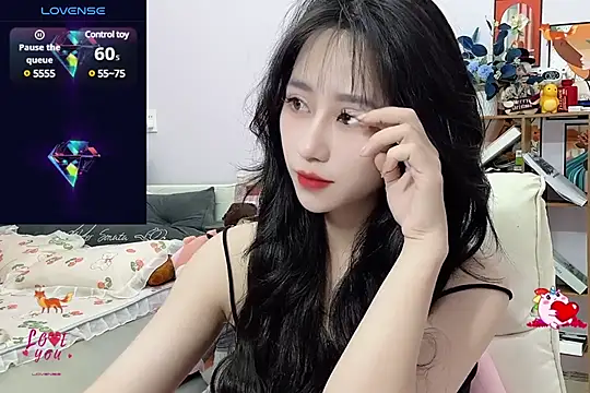  LLisa  online show from 01/04/25, 06:19