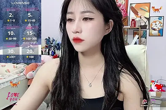  LLisa  online show from 02/17/25, 09:19