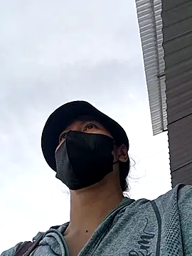 Snapshot of 2HotAsain4u chatting on 11/28/25, 12:57 2HotAsain4u online show from 11/28/25, 12:57