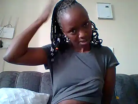 Snapshot of sexy_darleen23 chatting on 02/05/25, 08:00 sexy darleen23 online show from 02/05/25, 08:00