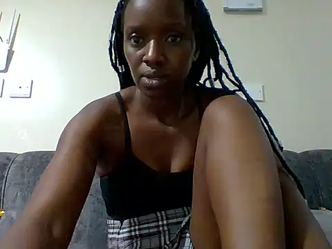 Snapshot of sexy_darleen23 chatting on 02/28/25, 05:26 sexy darleen23 online show from 02/28/25, 05:26