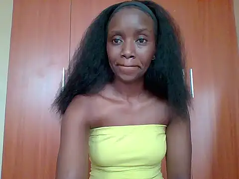 Snapshot of sexy_darleen23 chatting on 10/10/25, 10:47 sexy darleen23 online show from 10/10/25, 10:47