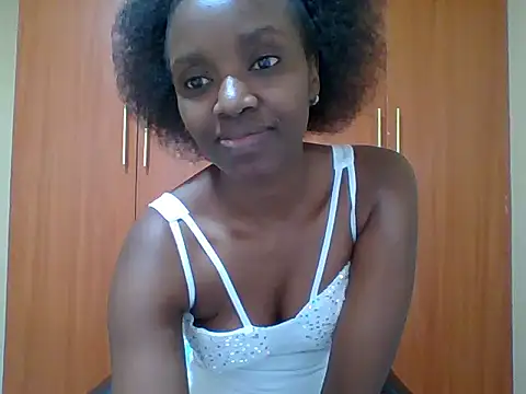 Snapshot of sexy_darleen23 chatting on 10/31/25, 10:05 sexy darleen23 online show from 10/31/25, 10:05