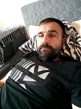 Snapshot of ivat80 chatting on 05/04/26, 04:41 ivat80 online show from 05/04/26, 04:41