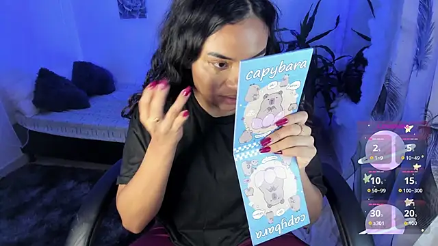 Snapshot of Riana_Kean chatting on 10/08/25, 11:24 Riana Kean online show from 10/08/25, 11:24