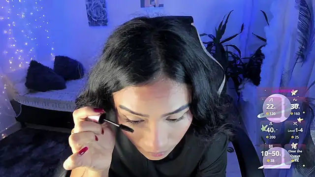 Snapshot of Riana_Kean chatting on 10/11/25, 01:05 Riana Kean online show from 10/11/25, 01:05