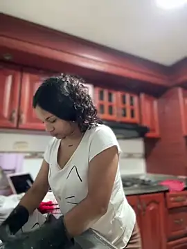 Snapshot of Riana_Kean chatting on 02/27/26, 10:59 Riana Kean online show from 02/27/26, 10:59