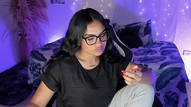 Riana Kean online show from 03/11/26, 02:06