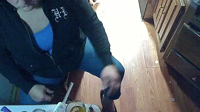 Snapshot of jessicalove99 chatting on 12/21/24, 05:51 jessicalove99 online show from 12/21/24, 05:51