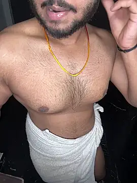 Snapshot of Cum_on_your_tityyy chatting on 03/23/25, 02:48 Cum on your tityyy online show from 03/23/25, 02:48