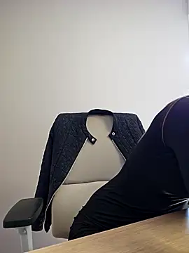 Lib ertine32 online show from 03/23/26, 11:03