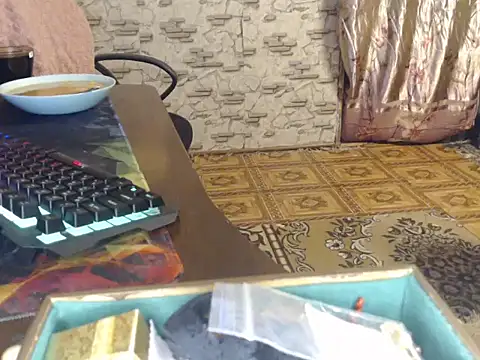  Kitti  online show from 12/17/24, 03:06