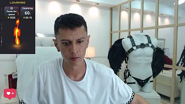 andy dwels777 online show from 02/09/25, 08:02