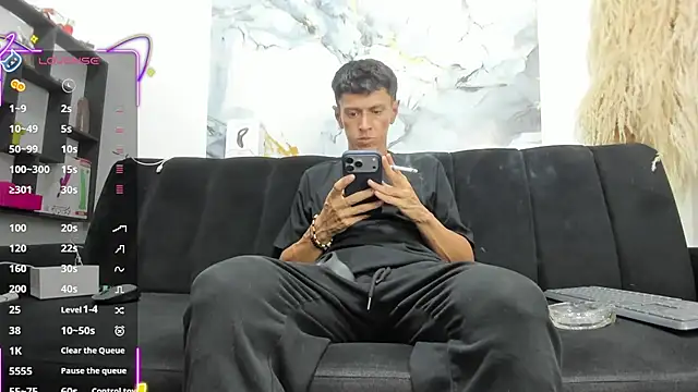 andy dwels777 online show from 02/23/26, 09:56