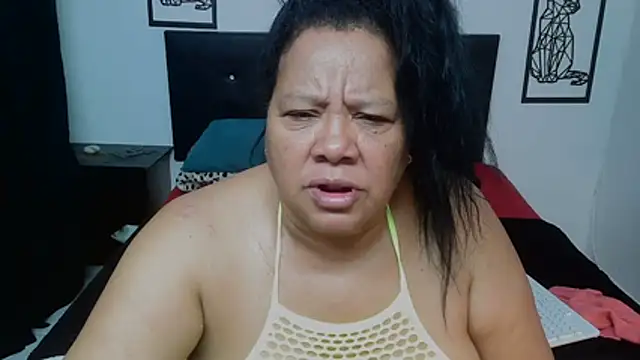 Shanttal0272 online show from 12/04/25, 02:59