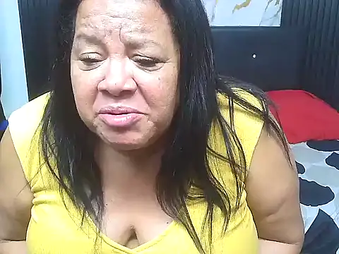 Snapshot of Shanttal0272 chatting on 07/08/26, 02:54 Shanttal0272 online show from 07/08/26, 02:54