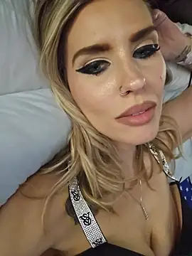 ellieconradxo online show from 06/27/26, 03:44