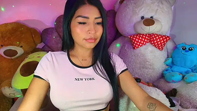 Pocahontascute 33 online show from 03/11/26, 05:30