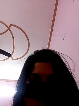 Snapshot of Beauty-khan chatting on 03/07/25, 10:10 Beauty-khan online show from 03/07/25, 10:10