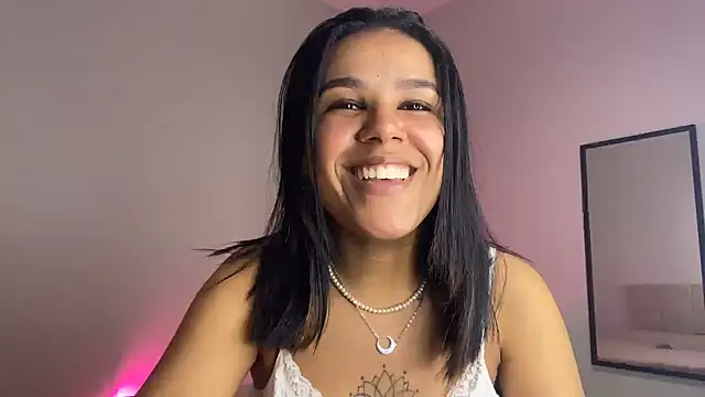 Snapshot of ninapego chatting on 01/03/25, 12:22 ninapego online show from 01/03/25, 12:22