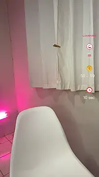 Snapshot of ninapego chatting on 02/12/25, 11:41 ninapego online show from 02/12/25, 11:41