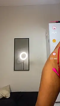 Snapshot of ninapego chatting on 03/14/25, 12:54 ninapego online show from 03/14/25, 12:54