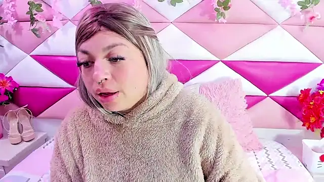 Cocoo Nuth online show from 04/14/26, 03:34