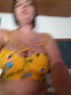 Snapshot of Tara__Sexy chatting on 01/09/26, 03:26 Tara Sexy online show from 01/09/26, 03:26