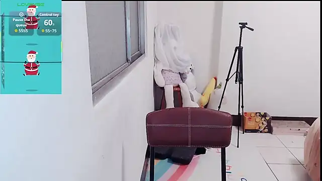 aFanny online show from 12/21/25, 04:14