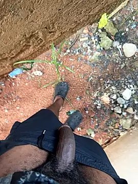 Black-mamba-madingo online show from 10/26/25, 07:14