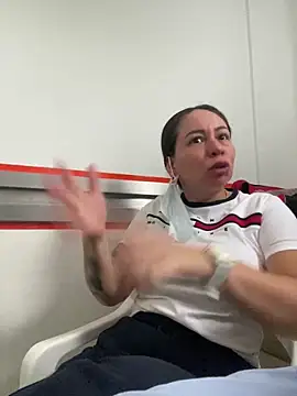 nurse desi sexlove online show from 04/15/26, 12:12