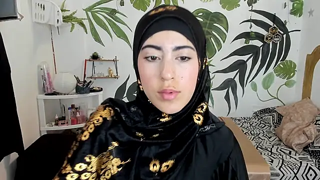 Snapshot of chaymae_nah_ chatting on 12/03/25, 01:20 chaymae nah online show from 12/03/25, 01:20