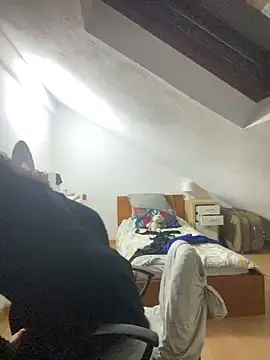 Snapshot of rafamarianoofc chatting on 02/23/25, 08:22 rafamarianoofc online show from 02/23/25, 08:22