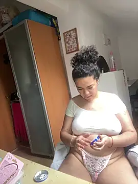 Snapshot of rafamarianoofc chatting on 03/05/25, 04:13 rafamarianoofc online show from 03/05/25, 04:13