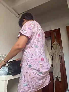 Snapshot of rafamarianoofc chatting on 11/08/25, 12:16 rafamarianoofc online show from 11/08/25, 12:16