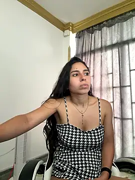 bella-black online show from 01/15/26, 04:22