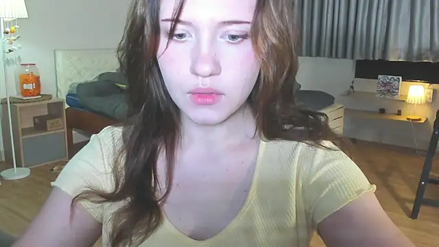 Snapshot of HanahCute chatting on 01/15/25, 08:05 HanahCute online show from 01/15/25, 08:05