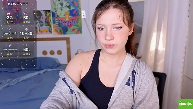 Snapshot of HanahCute chatting on 11/21/25, 01:26 HanahCute online show from 11/21/25, 01:26