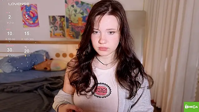 HanahCute online show from 01/09/26, 04:26