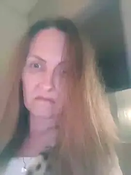 Evelina cute online show from 12/17/25, 03:29