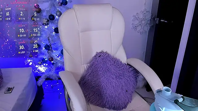 nyna 1 online show from 12/15/24, 09:09