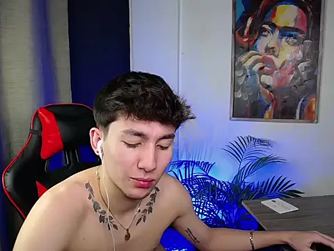 Snapshot of SebasstianGrand chatting on 03/09/25, 05:33 SebasstianGrand online show from 03/09/25, 05:33