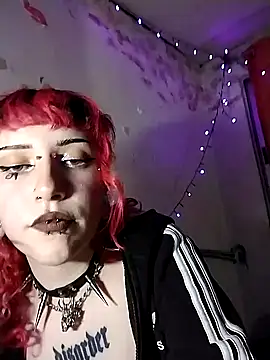 Snapshot of shinigami6669 chatting on 10/24/25, 08:33 shinigami6669 online show from 10/24/25, 08:33