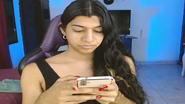 engielphoenis14 online show from 02/25/26, 10:52