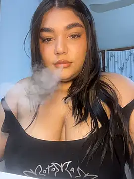 Snapshot of missjoyxx chatting on 10/28/25, 09:28 missjoyxx online show from 10/28/25, 09:28