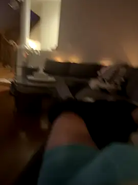 Snapshot of Bodirchetire chatting on 12/17/25, 05:35 Bodirchetire online show from 12/17/25, 05:35