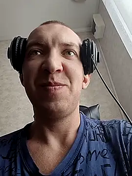 Snapshot of MityaXLoves chatting on 02/10/26, 06:39 MityaXLoves online show from 02/10/26, 06:39